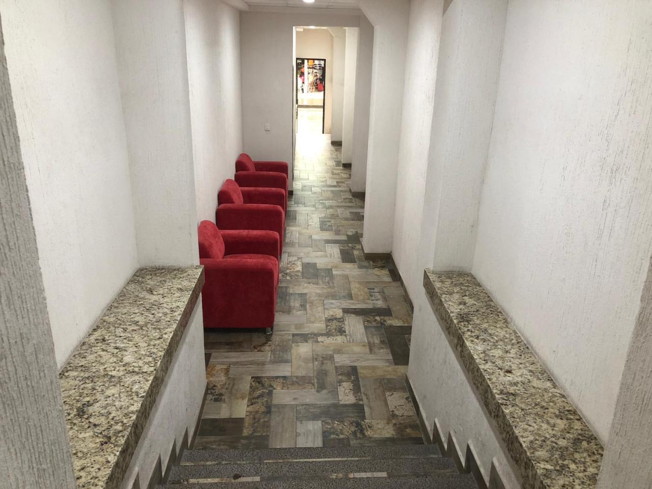 Hotel Del Carmen León Zewnętrze zdjęcie